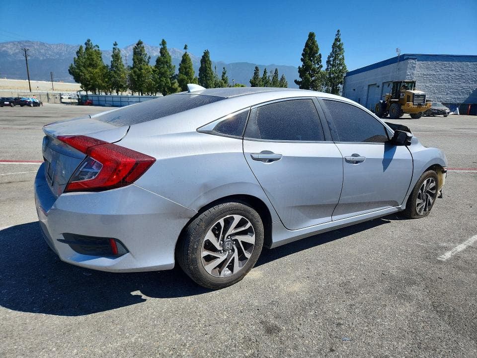 2017 HONDA CIVIC EX 3