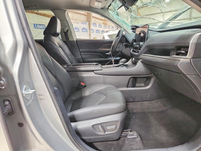 2024 TOYOTA GRAND HIGHLANDER XLE 7