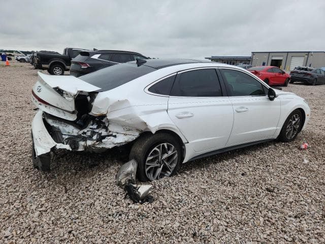 2021 HYUNDAI SONATA SEL 3