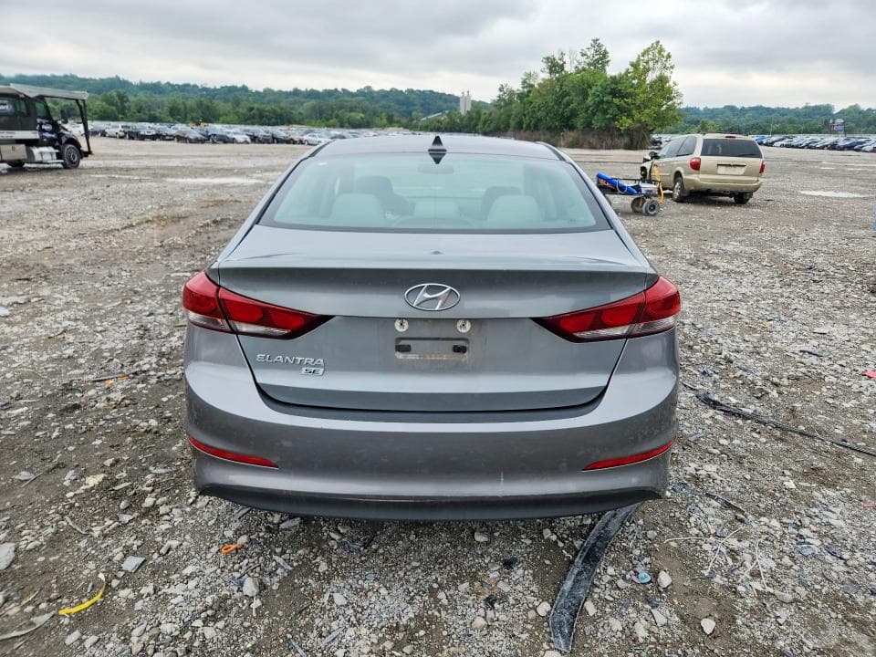 2017 HYUNDAI ELANTRA SE 6