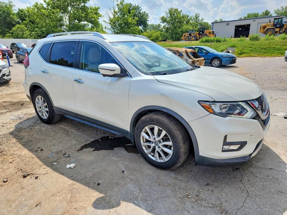 2018 NISSAN ROGUE SV 4