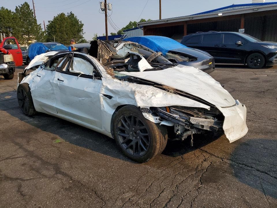 2025 TESLA MODEL 3 4
