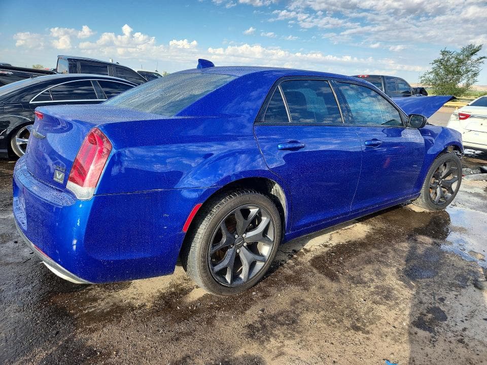 2021 CHRYSLER 300 TOURING 3