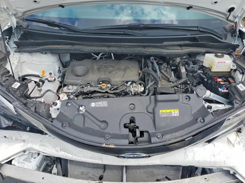 2025 TOYOTA SIENNA LE 12