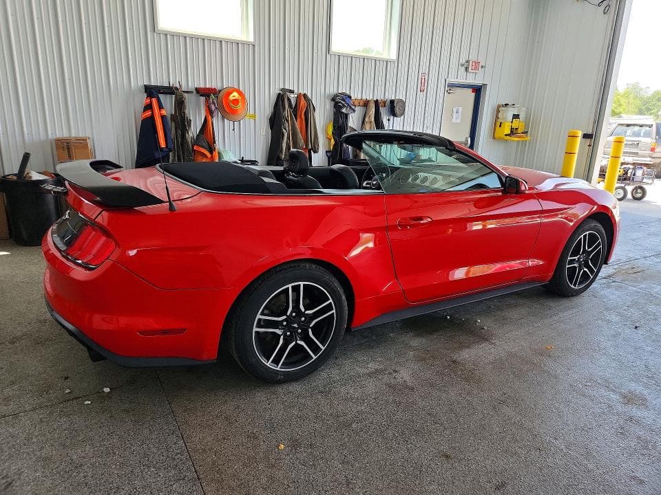 2021 FORD MUSTANG 3