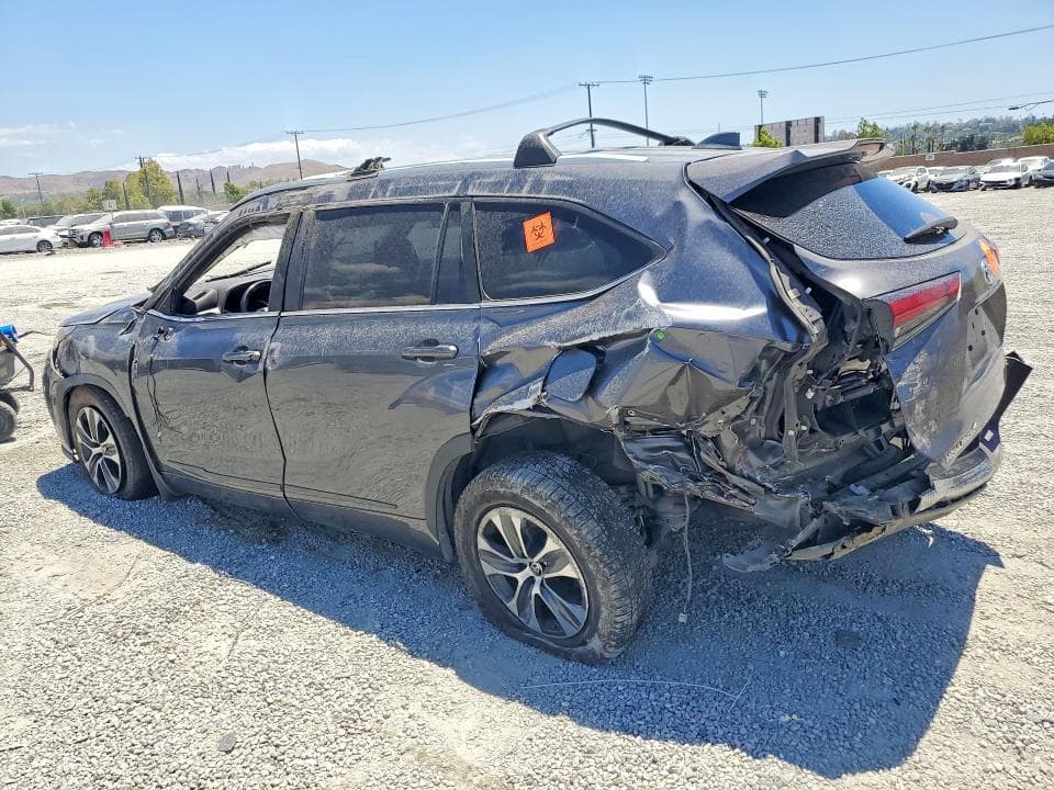 2023 TOYOTA HIGHLANDER HYBRID XLE 2