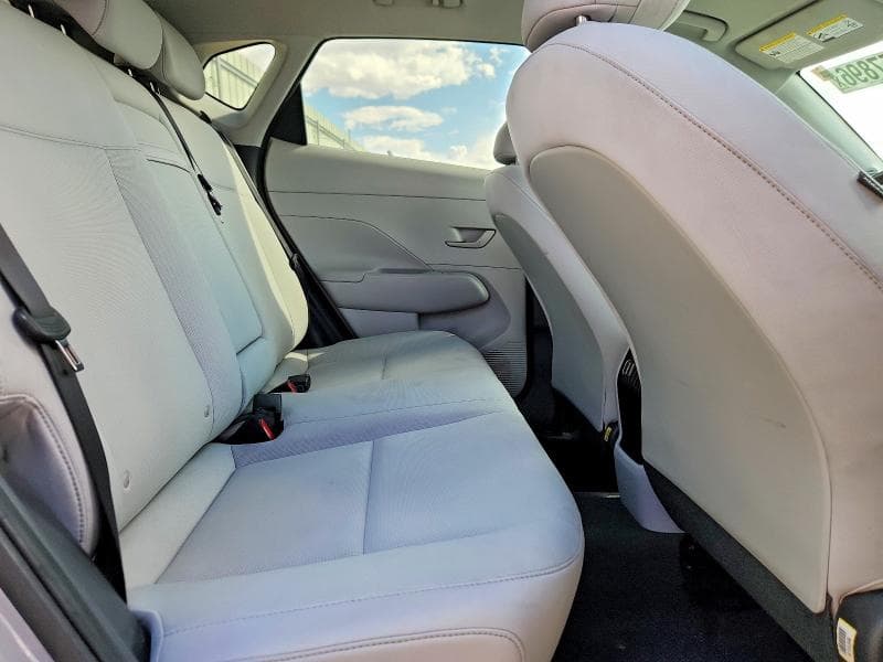 2024 HYUNDAI KONA SEL 10