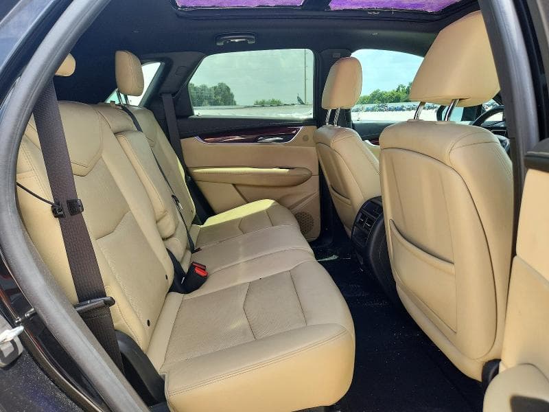 2018 CADILLAC XT5 LUXURY 10