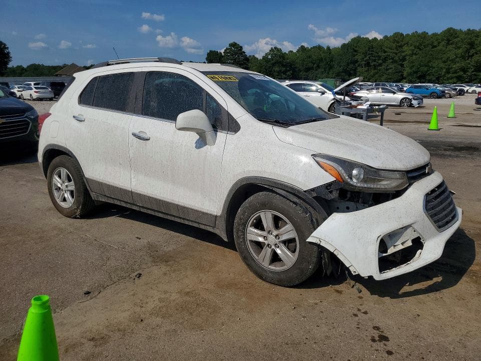 2017 CHEVROLET TRAX 1LT 4