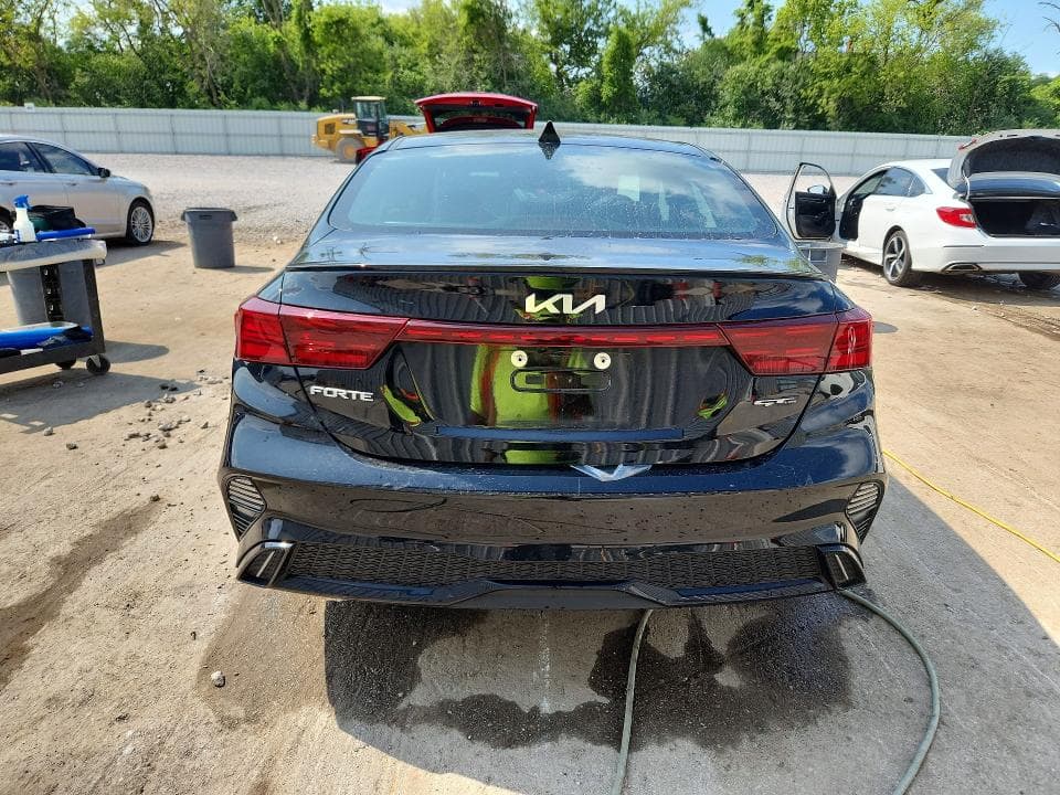 2024 KIA FORTE GT LINE 6