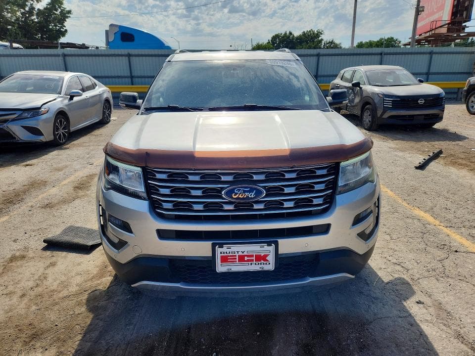 2017 FORD EXPLORER XLT 5