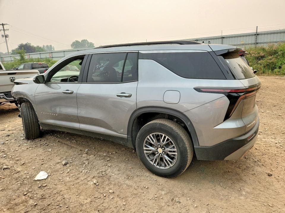 2025 CHEVROLET TRAVERSE LT 2