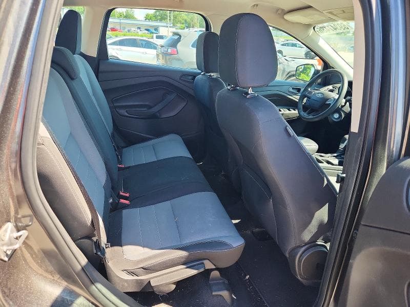 2017 FORD ESCAPE S 11