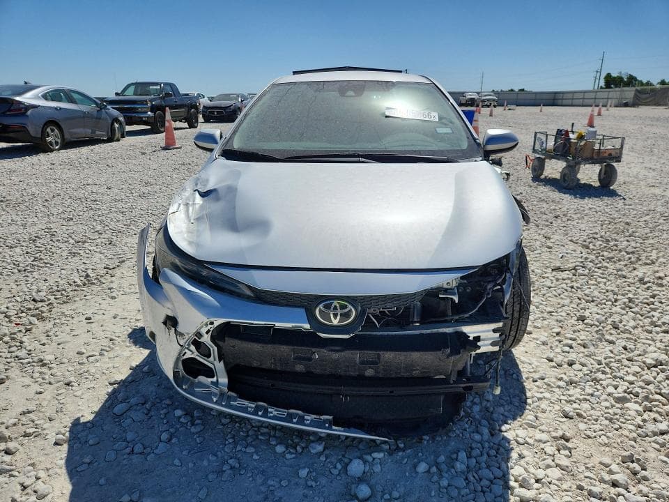 2022 TOYOTA COROLLA LE 5