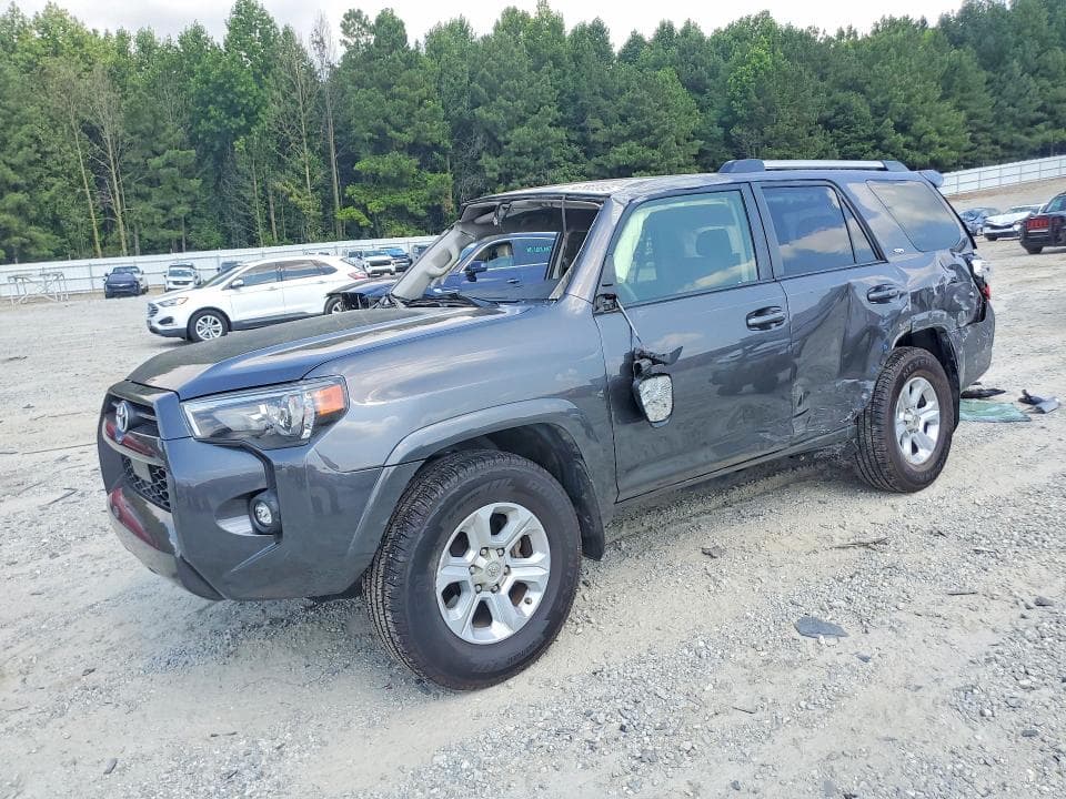 2021 TOYOTA 4RUNNER SR5 - 1