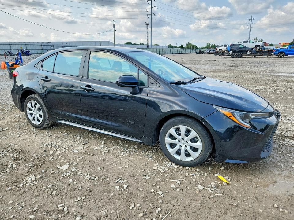 2021 TOYOTA COROLLA LE 4