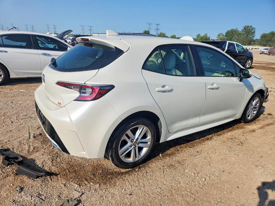 2019 TOYOTA COROLLA HATCHBACK SE 3