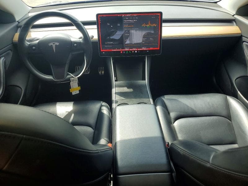 2018 TESLA MODEL 3 8