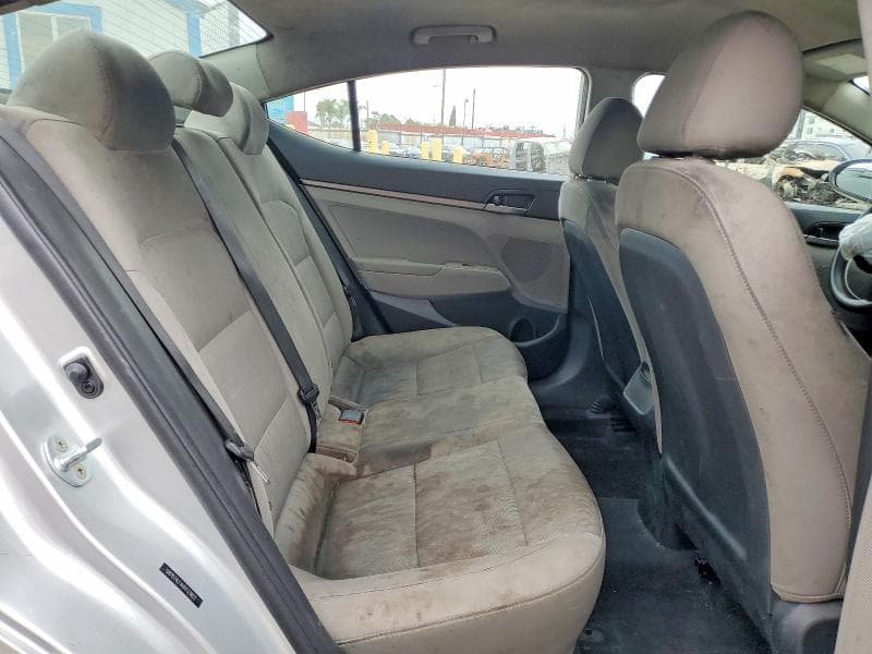 2017 HYUNDAI ELANTRA SE 10