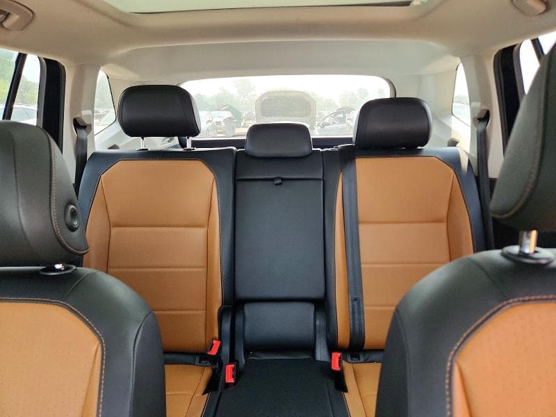 2018 VOLKSWAGEN TIGUAN SE 10