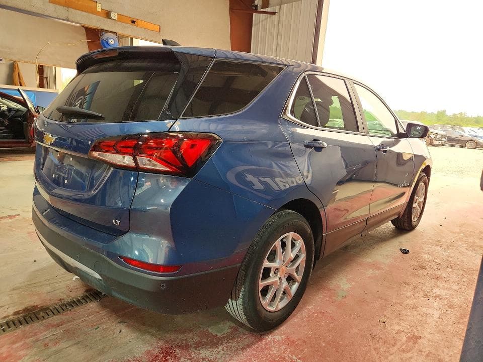 2024 CHEVROLET EQUINOX LT 3