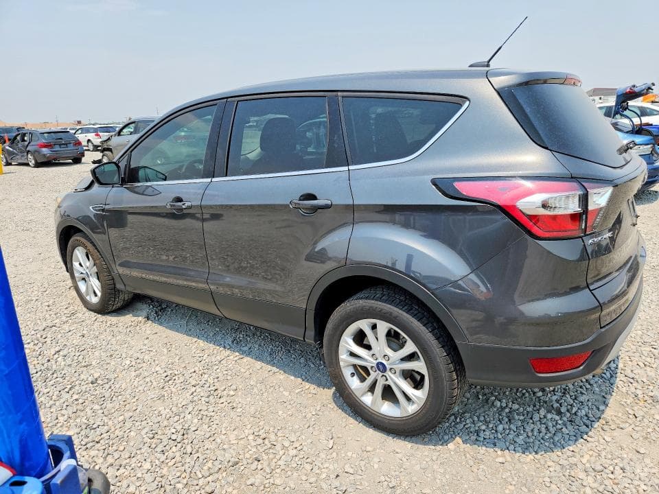 2017 FORD ESCAPE SE 2