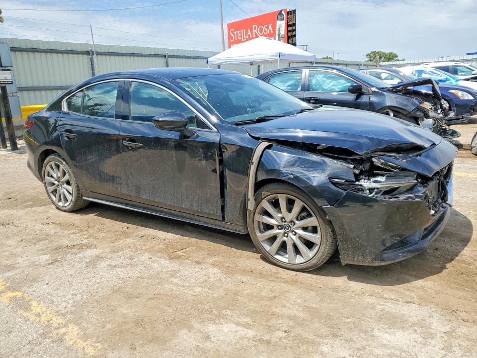 2020 MAZDA 3 PREMIUM 4
