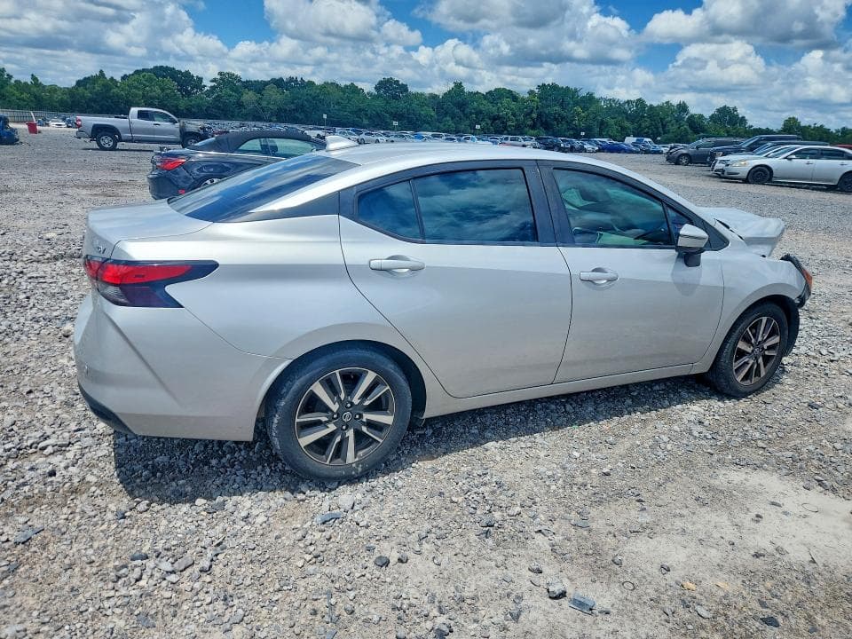 2020 NISSAN VERSA SV 3