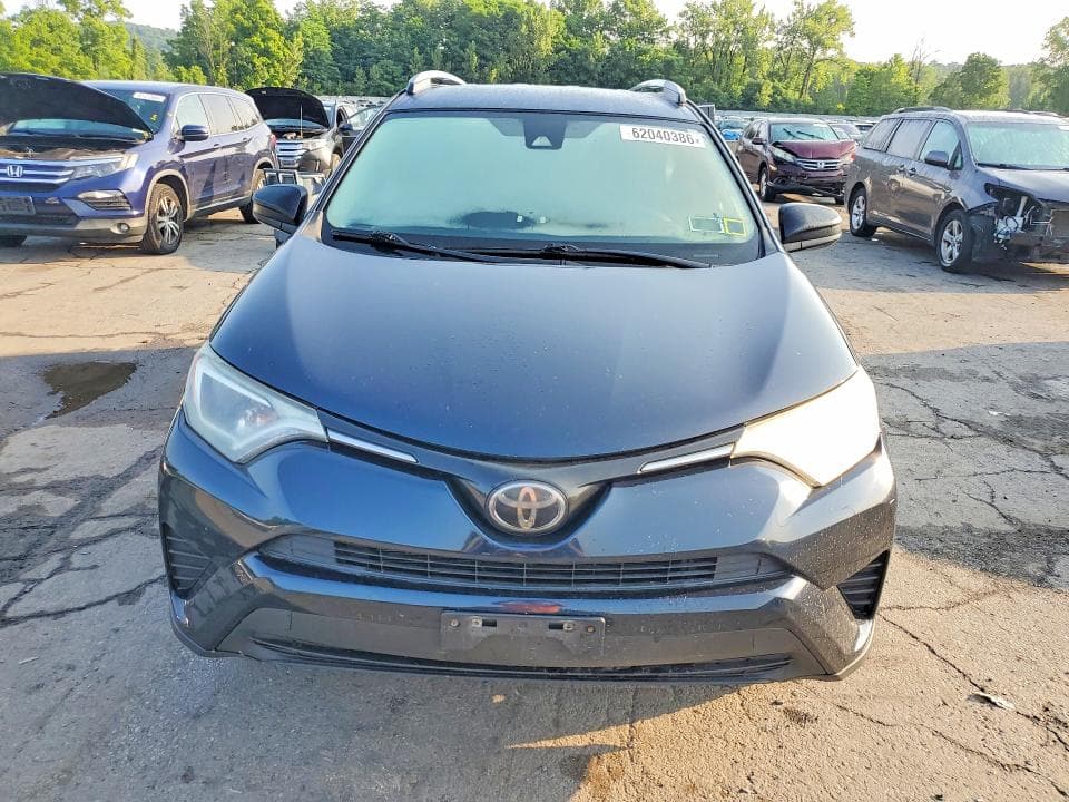 2017 TOYOTA RAV4 LE 5