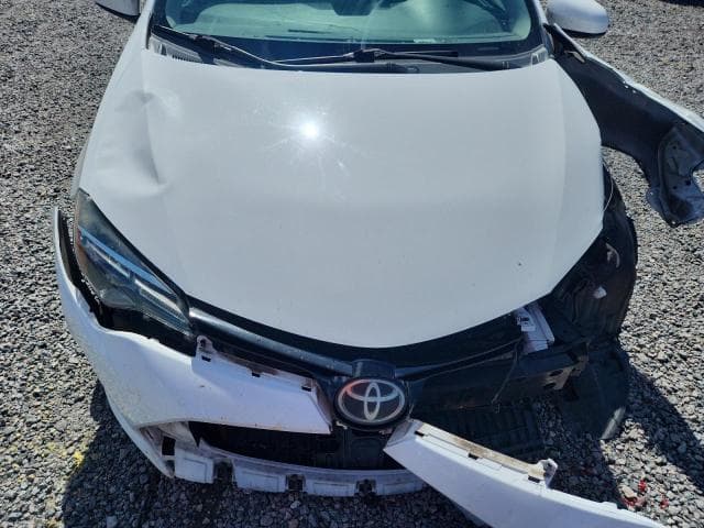 2018 TOYOTA COROLLA LE 11