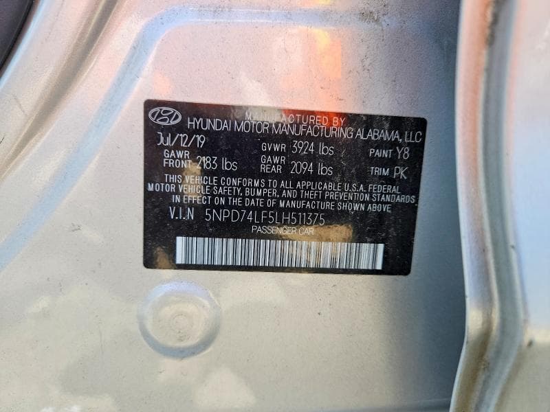 2020 HYUNDAI ELANTRA SE 12
