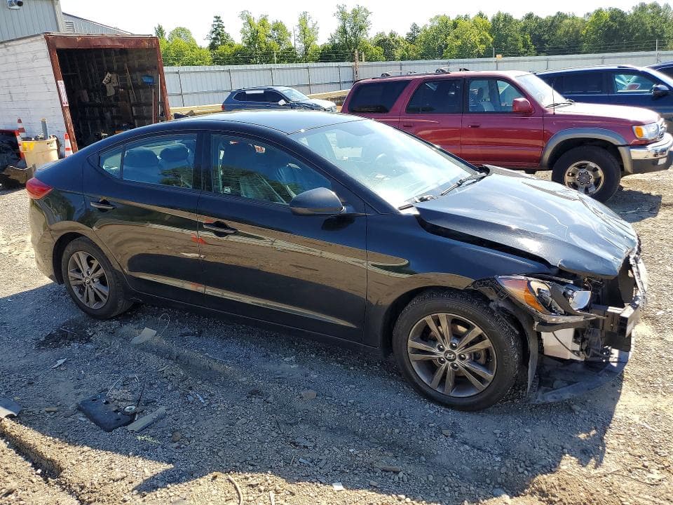 2018 HYUNDAI ELANTRA SEL 4