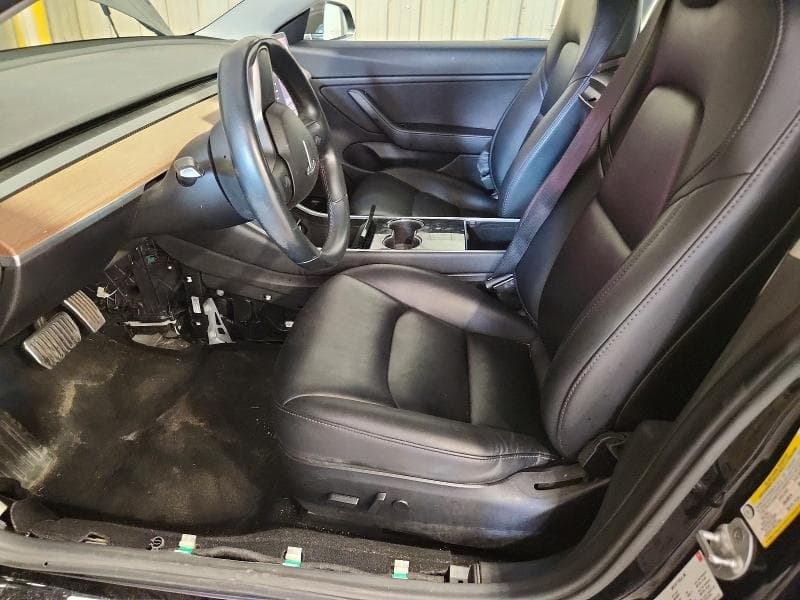 2018 TESLA MODEL 3 7
