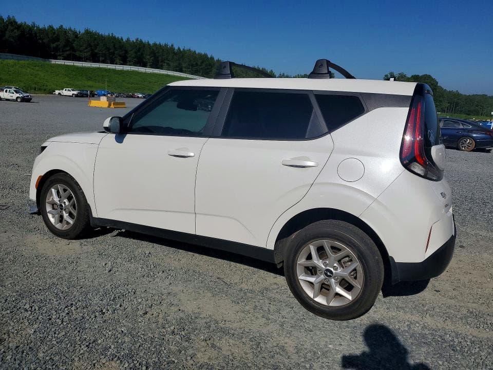 2023 KIA SOUL LX 2