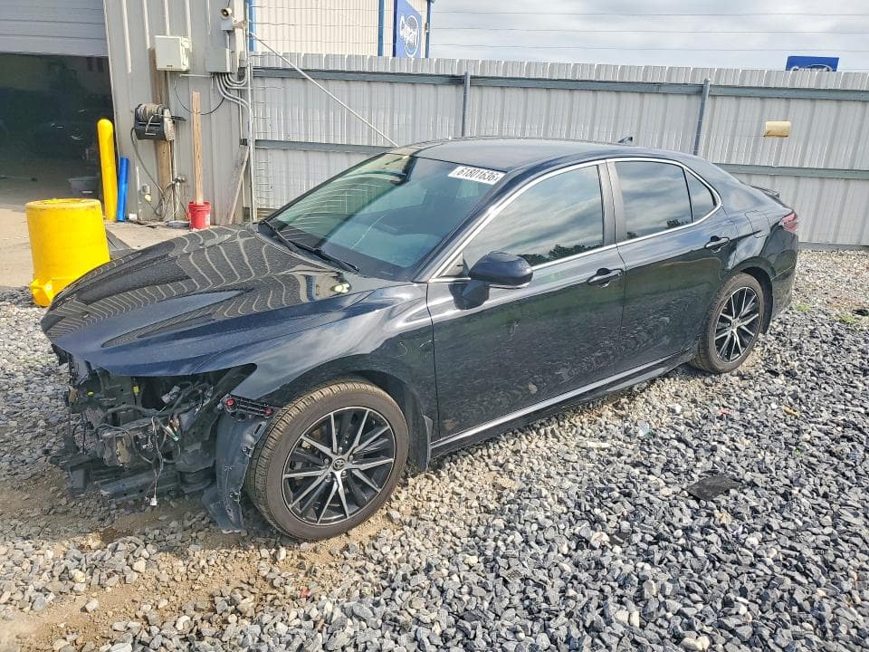 2022 TOYOTA CAMRY SE - 1