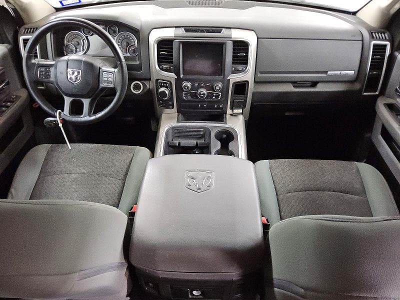 2019 RAM 1500 CLASSIC SLT 8