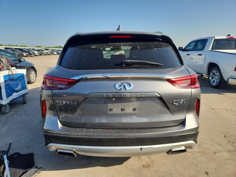 2019 INFINITI QX50 LUXE 6