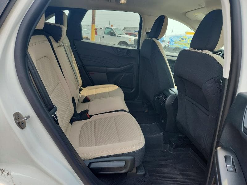 2022 FORD ESCAPE SE 11