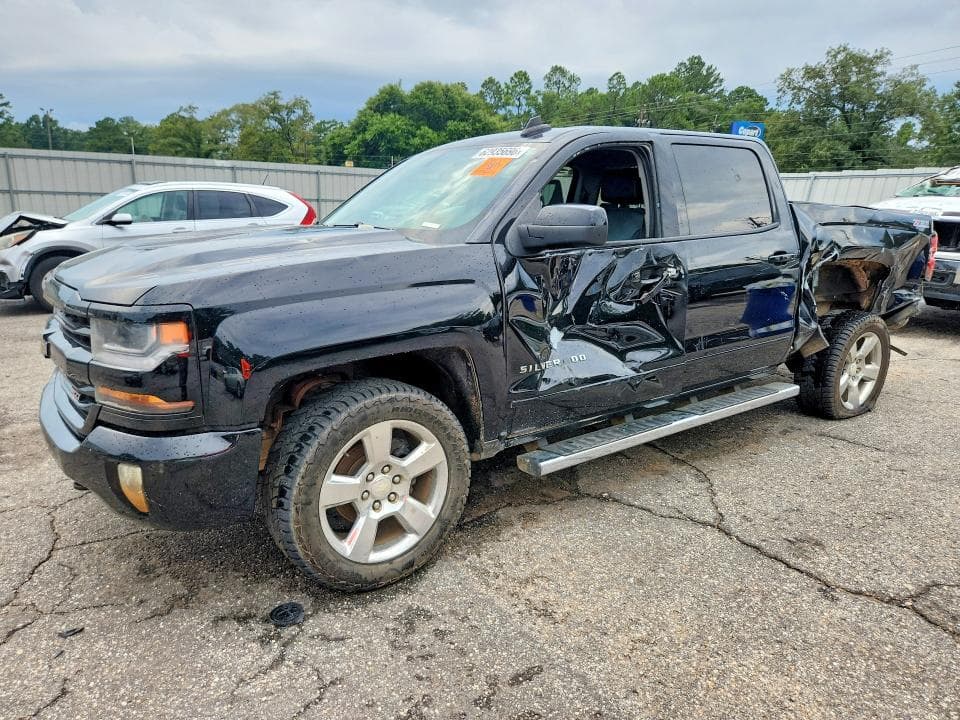 2017 CHEVROLET SILVERADO K1500 LT - 1