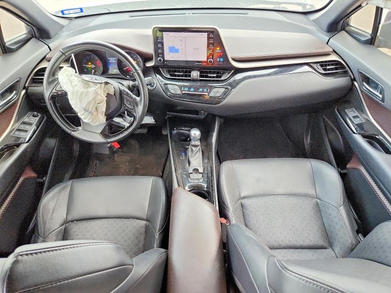 2019 TOYOTA C-HR LIMITED 8