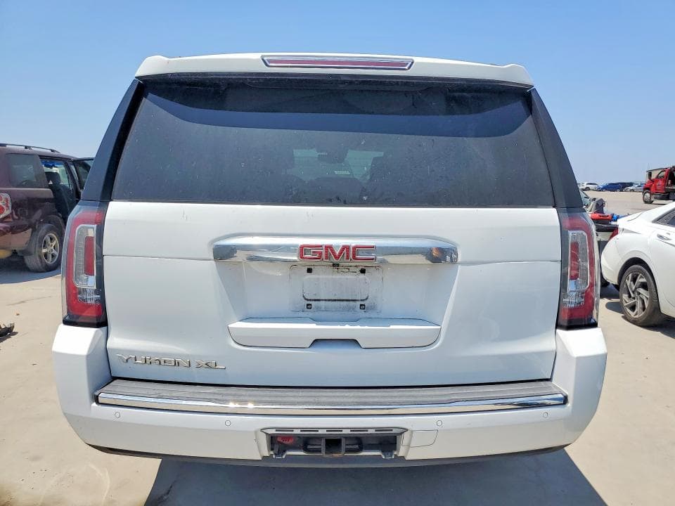 2020 GMC YUKON XL DENALI 6