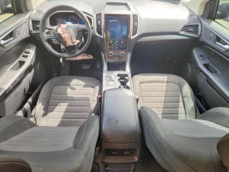 2021 FORD EDGE SE 8