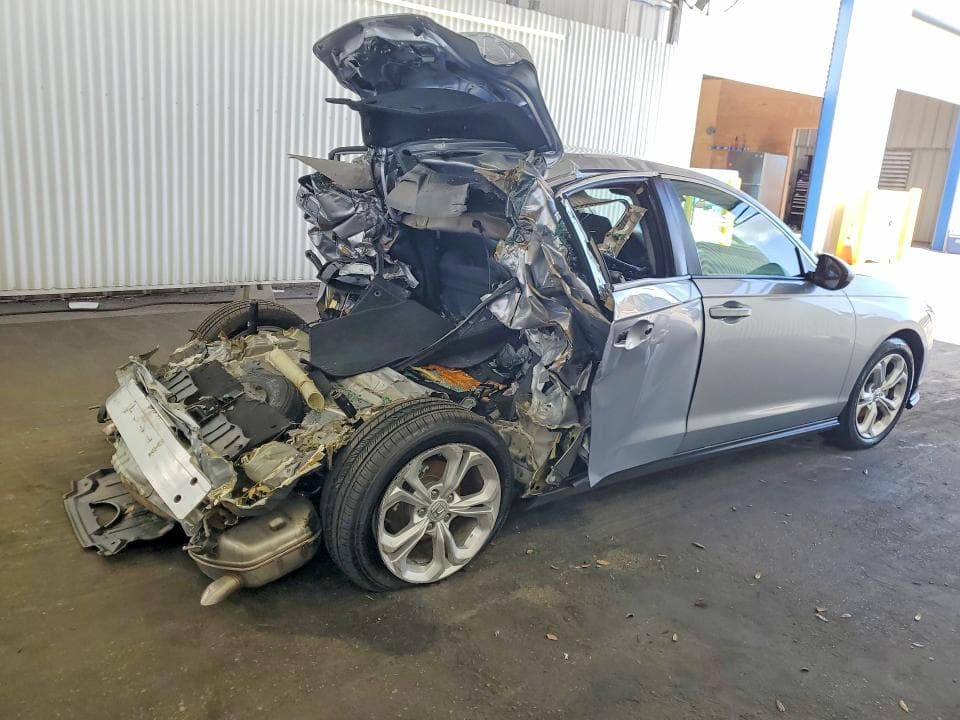 2025 HONDA ACCORD LX 3