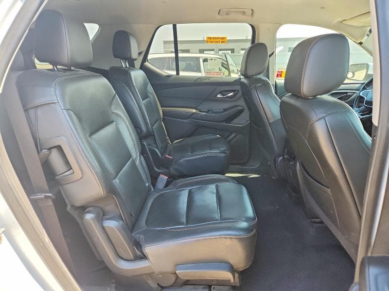 2021 CHEVROLET TRAVERSE LT 11