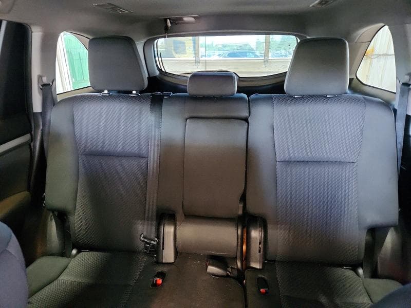 2019 TOYOTA HIGHLANDER LE 10