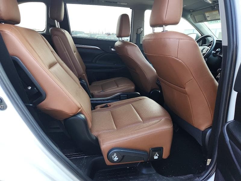 2019 TOYOTA HIGHLANDER LIMITED 10