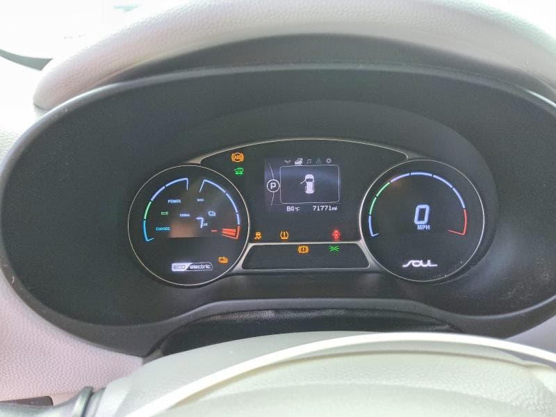 2017 KIA SOUL EV BASE 9