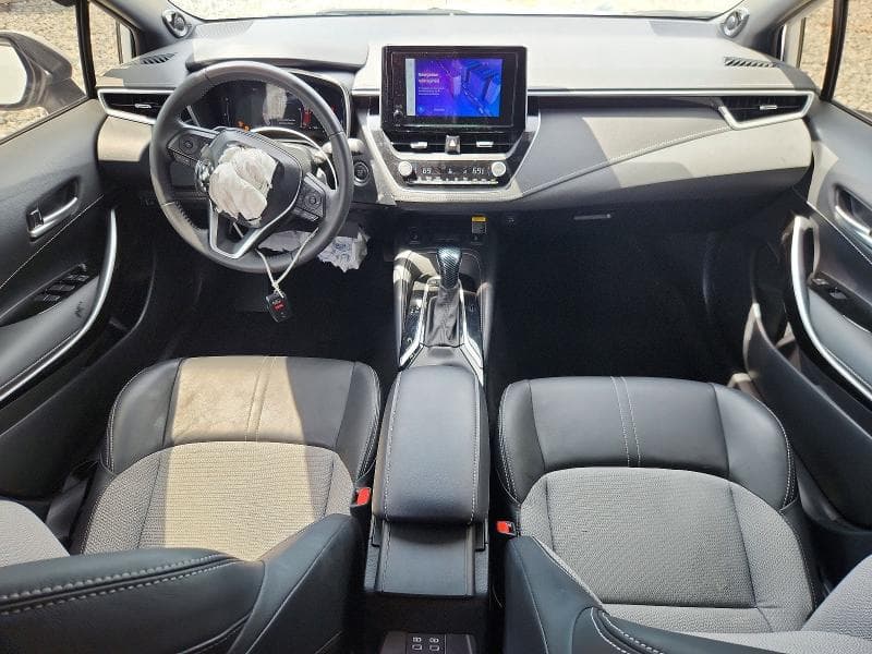 2025 TOYOTA COROLLA XSE 8