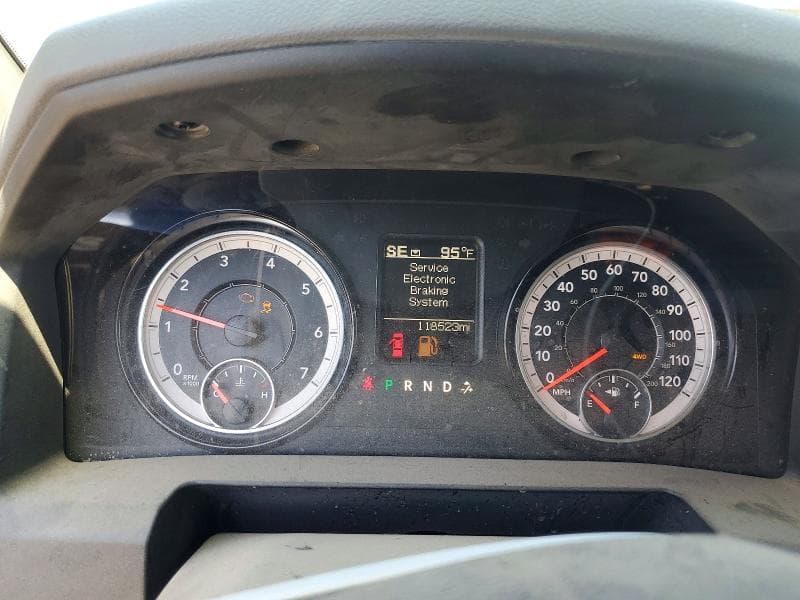 2018 RAM 1500 ST 9