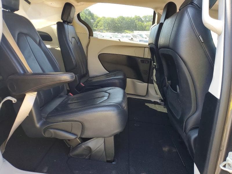 2017 CHRYSLER PACIFICA TOURING L 11